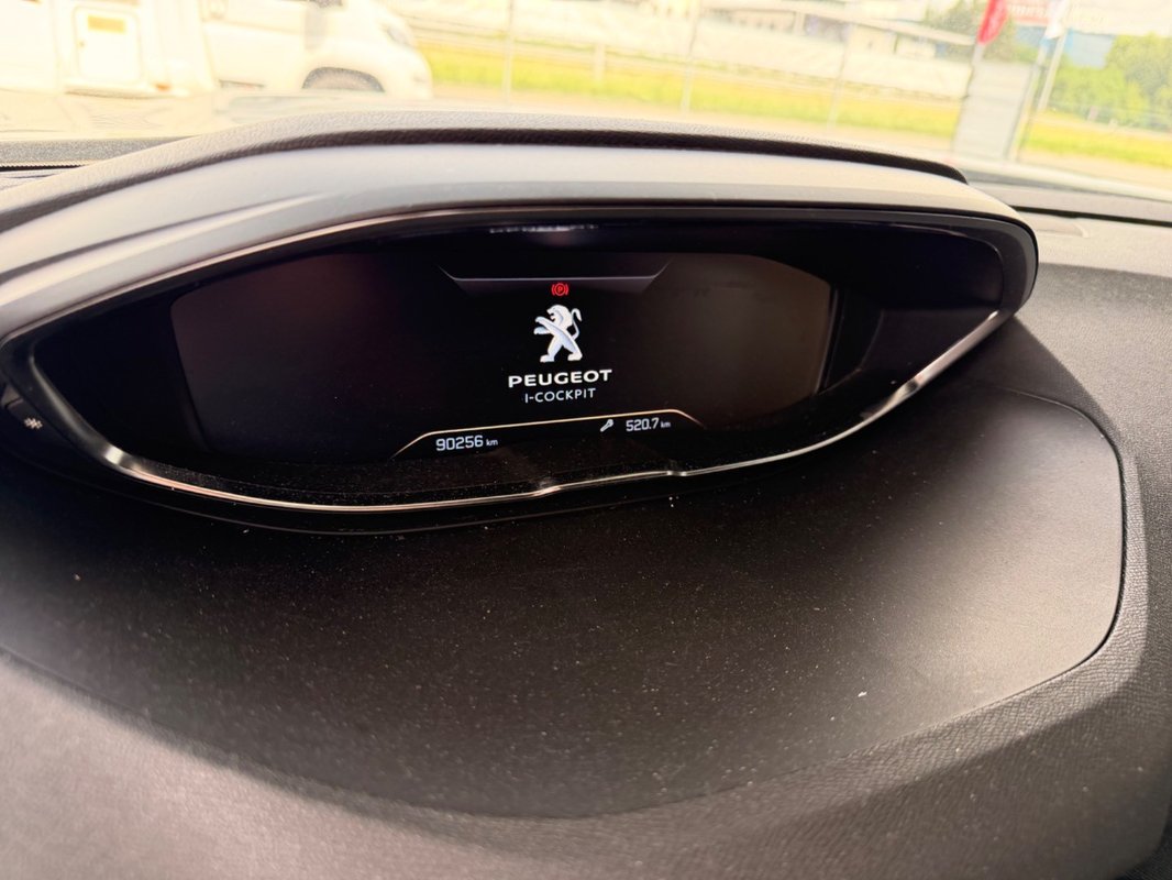 Peugeot 5008 1.2 PureTech 130k GT - 16