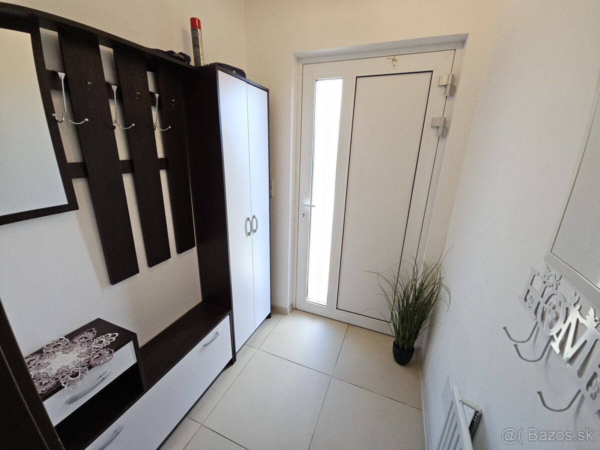 Samostatne stojaci nízkoenergetický 4 izbový bungalov v Most - 16