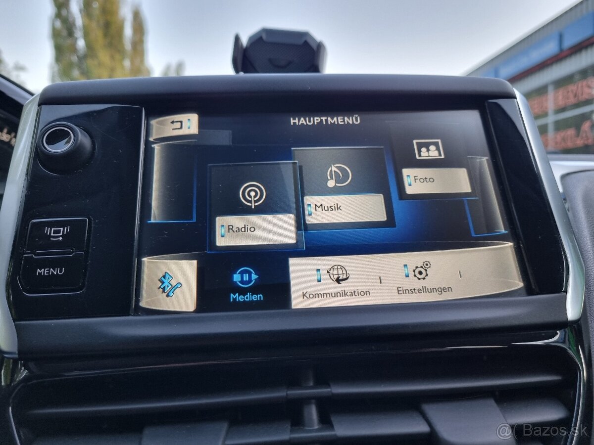 ===Peugeot 208=== - 16