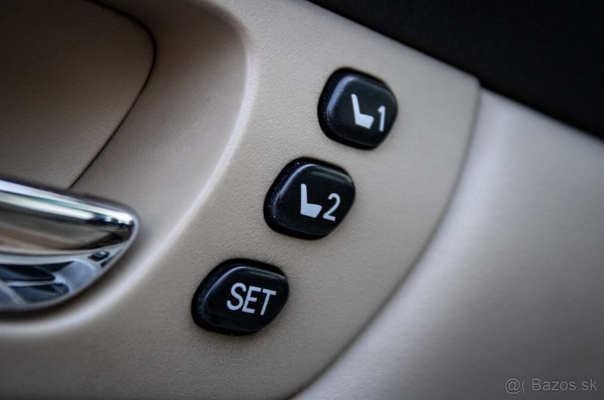 Lexus RX RX400h V6 - 16