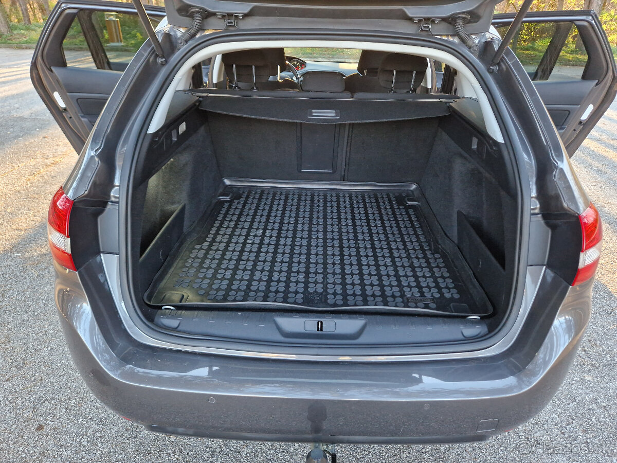 Peugeot 308 SW 2.0 HDI 110 kW - 16