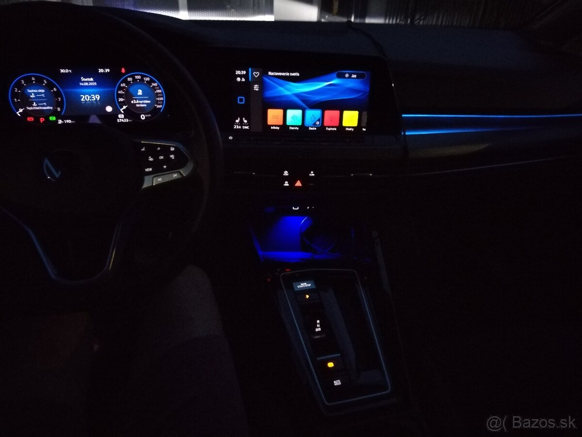 VW Golf 8 Variant 1.5 TGI DSG 7st. automat - 16