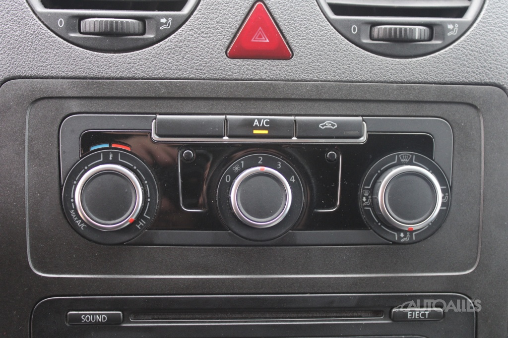 Volkswagen Caddy 1,6 TDi 75 kW BASIS - 16