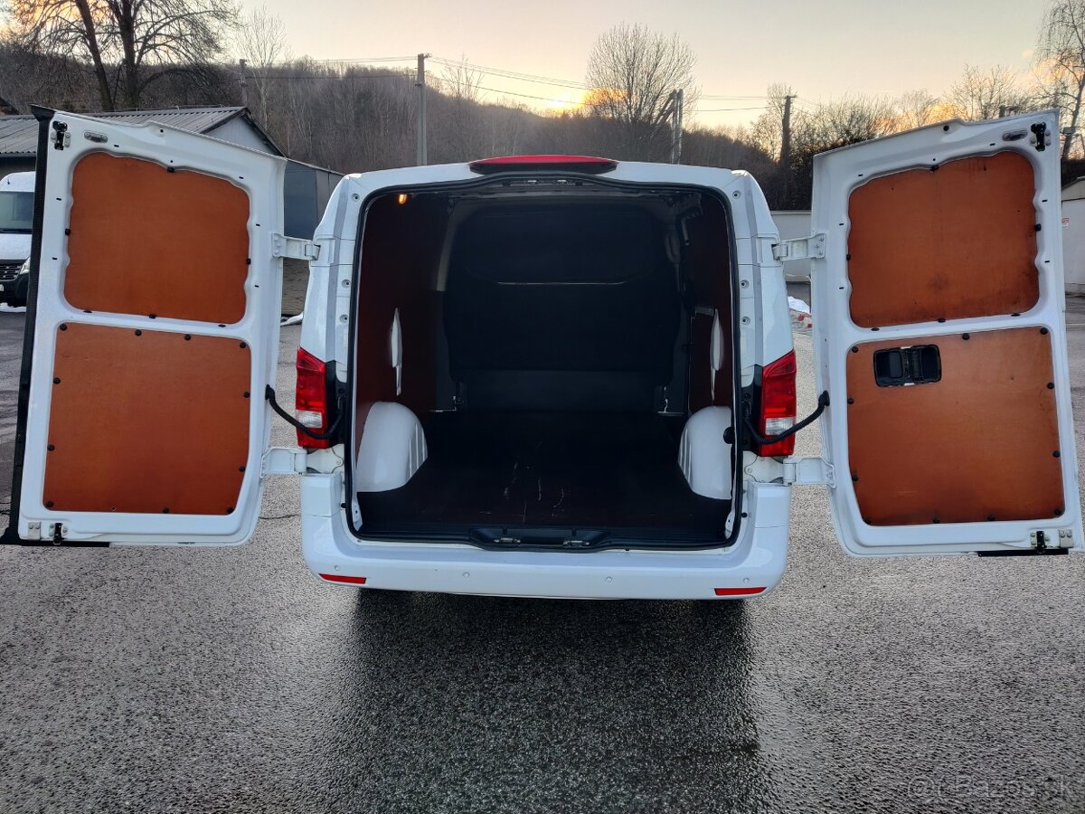 Mercedes Vito - 16