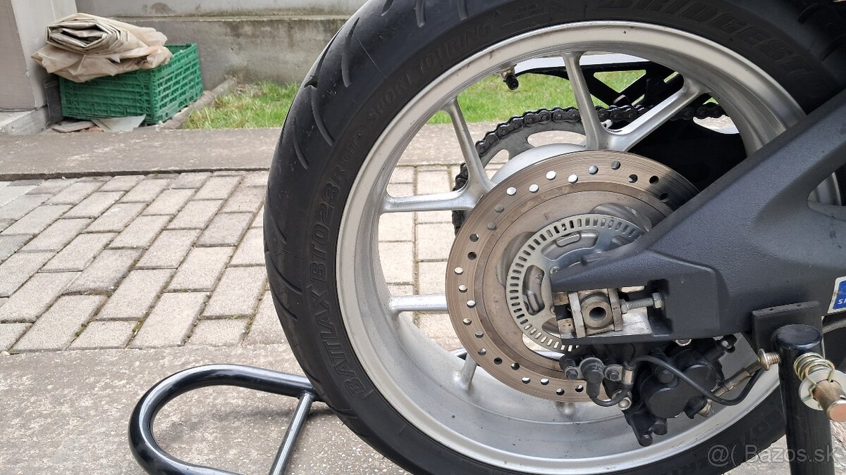 Triumph Tiger 1050 2007 - 16
