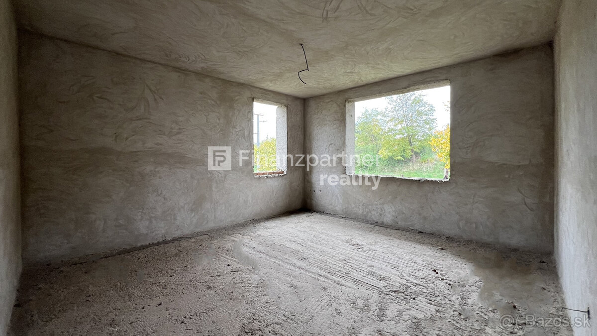 Rodinný dom s pozemkom 1424 m², Dolný Pial, Levice - 16