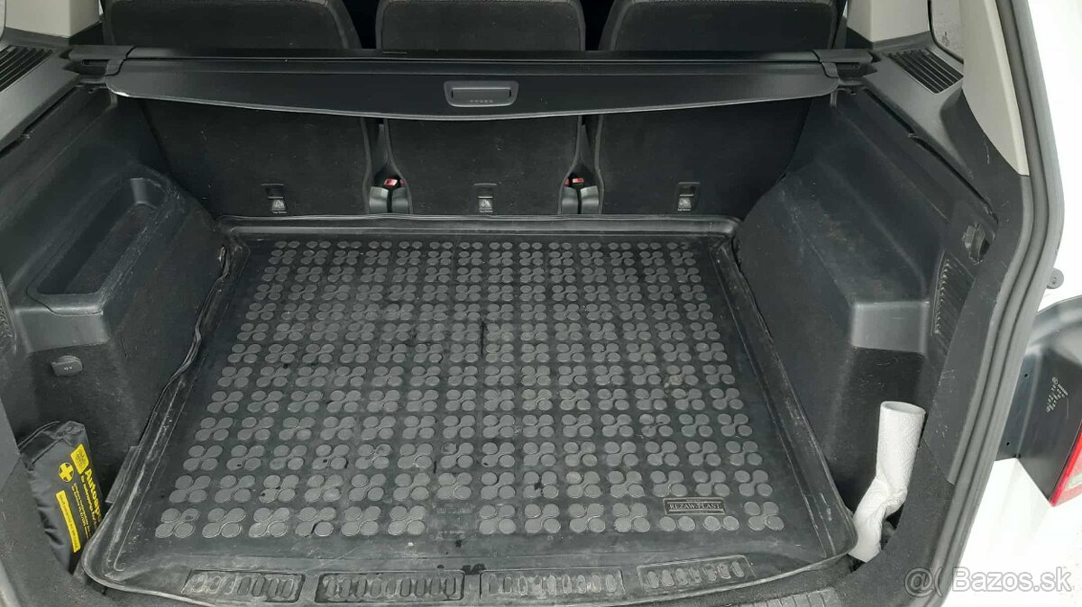 VW Touran 1.6 TDI - 16