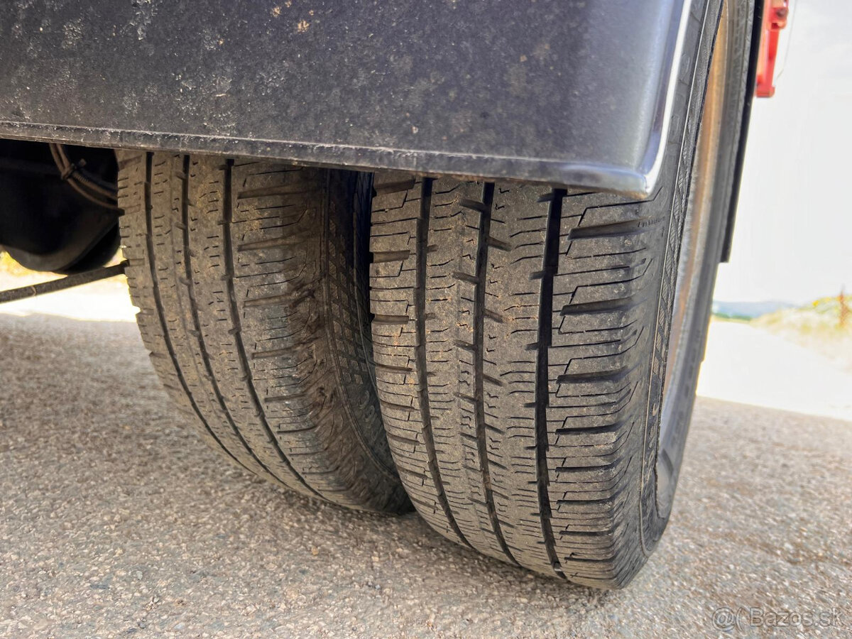 IVECO DAILY 2.3D 2013-TROJSTRANNÝ VYKLÁPAČ - 16