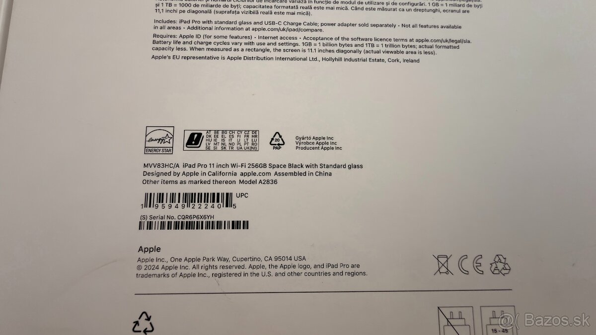 Predám Ipad Pro M4, 256GB + Magic Keyboard - 16