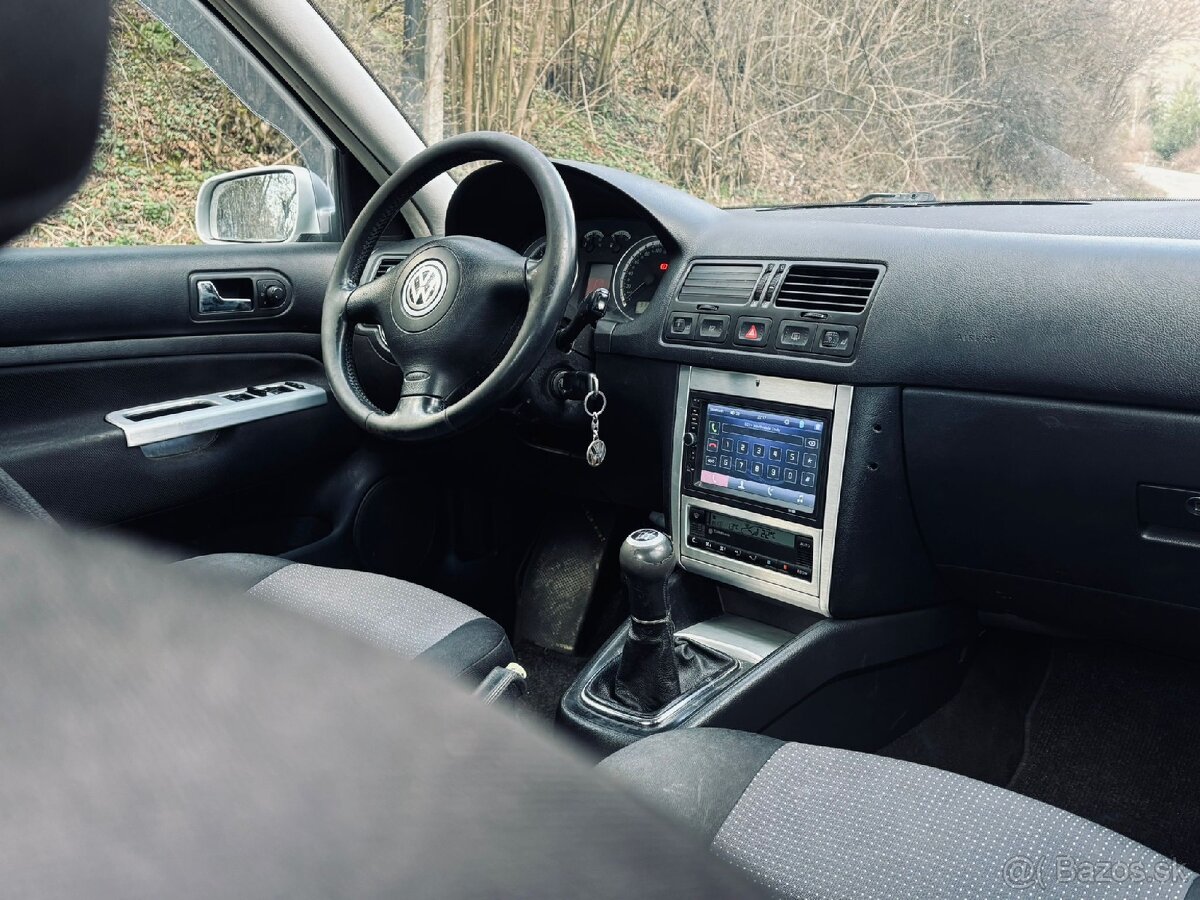 Volkswagen Bora 1.9 TDI 96KW 4Motion - 16