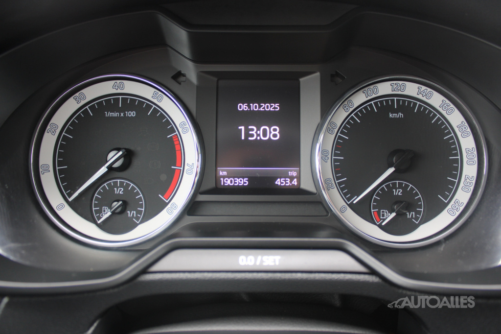 Škoda Octavia Combi 1,4 TGi 81 kW - 16