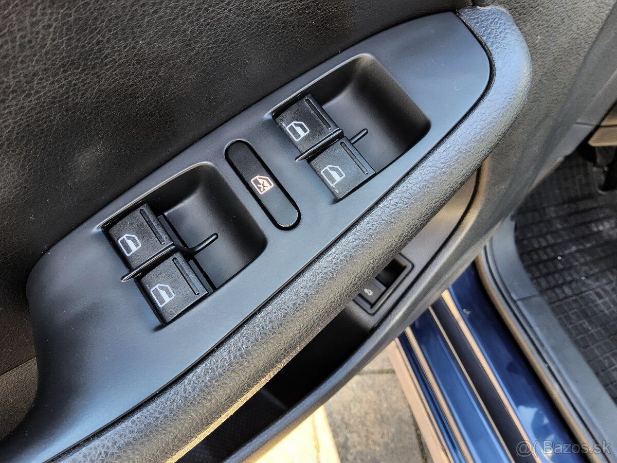 Volkswagen Jetta 2.0 TDI Highline 103kW - 16