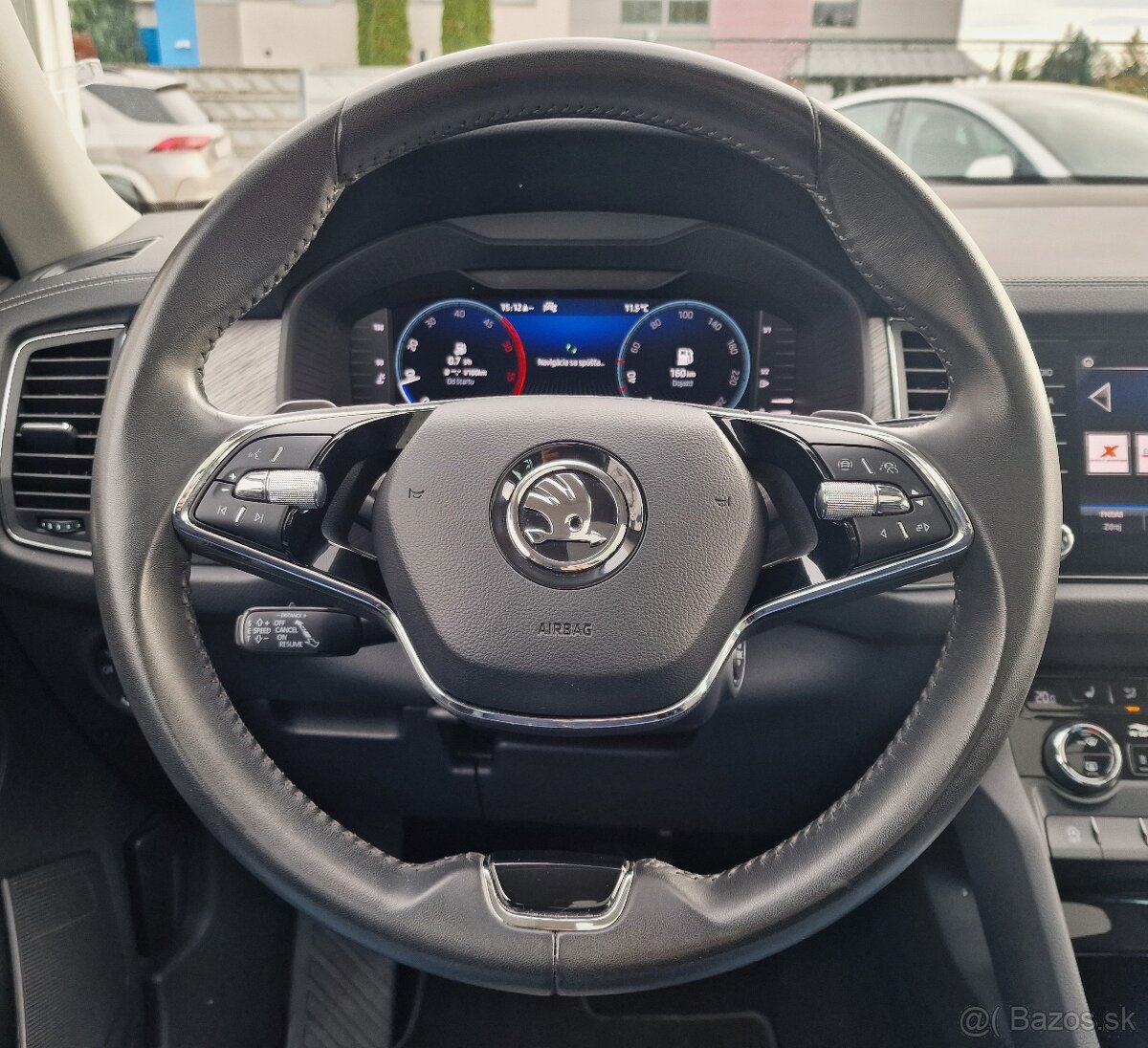 VW ID.4 PRO PERFORMANCE, FULL LED, 360°KAMERA / REZERVOVANÉ - 16