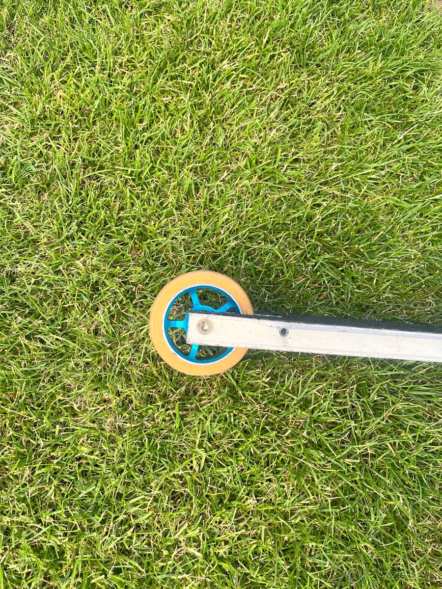 Freestyle 4 kolobežky - 16