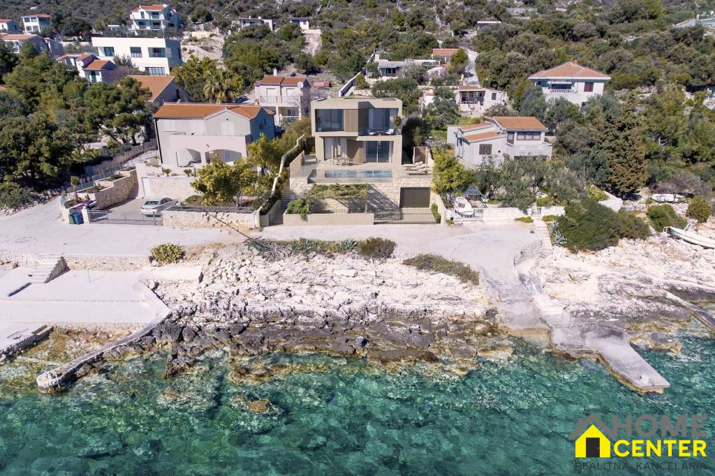 VÝNIMOČNÁ vila / 350 m²/ Dalmátsko, mestečko SEVID - 16