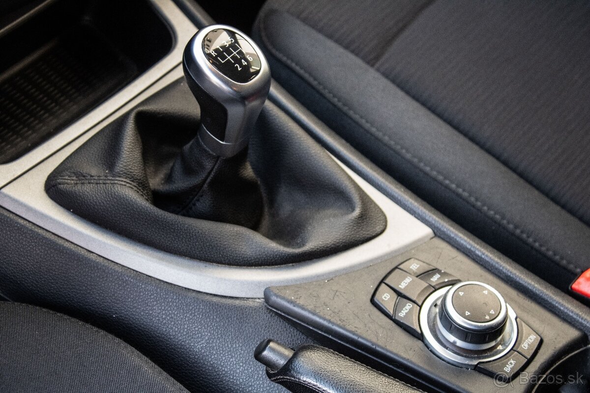 BMW Rad 1 118d 105kW 2010 - 16