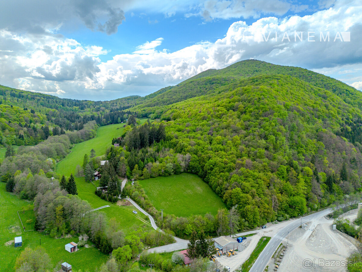 IBA U NÁS Pozemok na stavbu chaty s výhľadom nad Belušou - 16