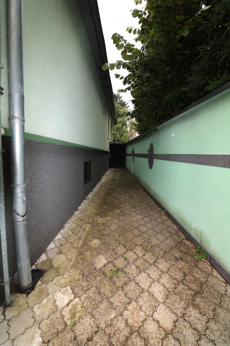 PREDAJ POLYFUNKĆNÝ OBJEKT BLÍZKE CENTRUM MESTA - 16