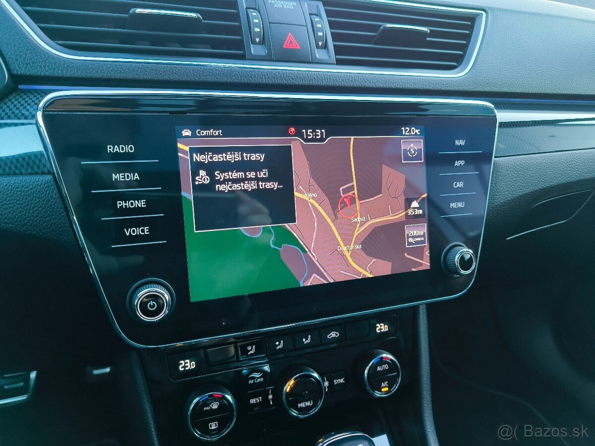 Škoda Superb Combi 2.0TDI DSG 4x4 SPORTLINE 2018 - 16