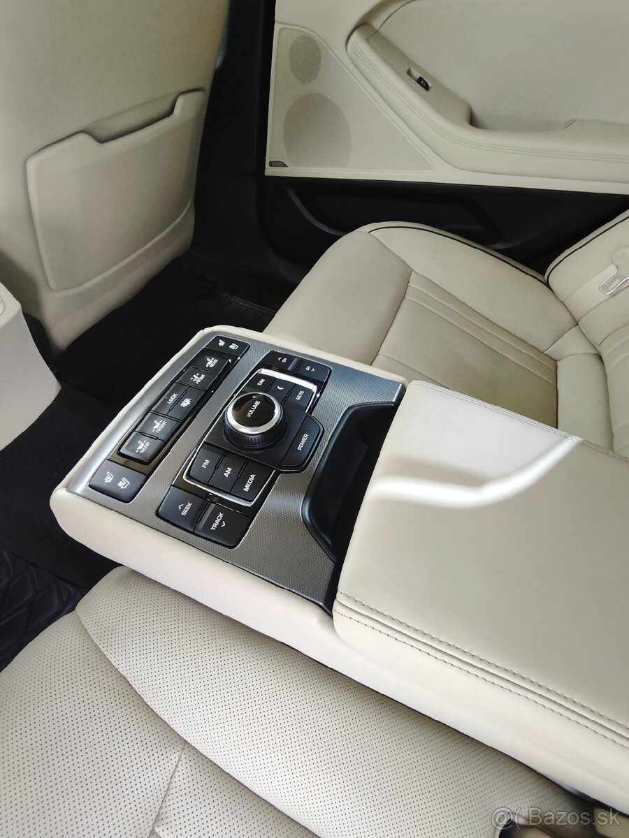 Hyundai Genesis 3.8 V6 GDi HTRAC - LPG - 16