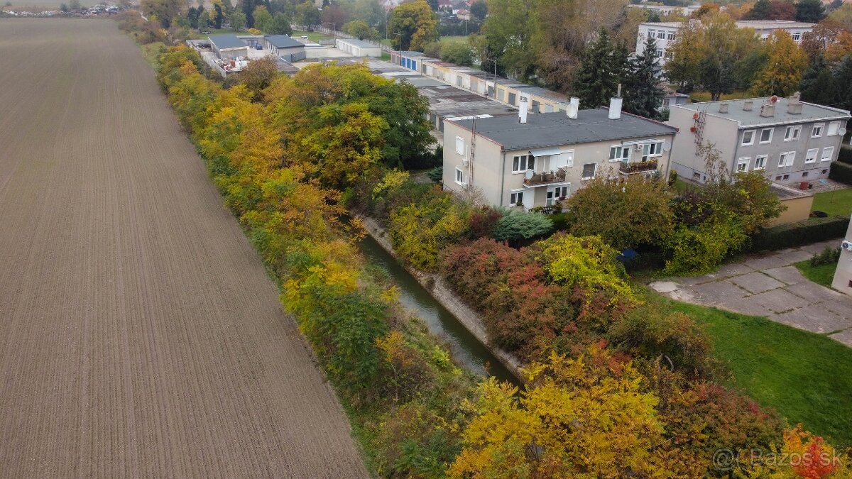 3 izb.byt s garážou a so záhradkou- Zlaté Klasy - 16