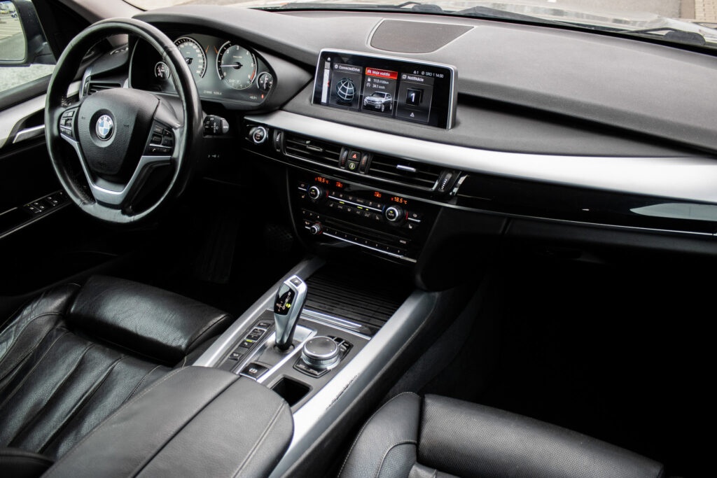 BMW X5 xDrive30d, 190kW (2017) - 16