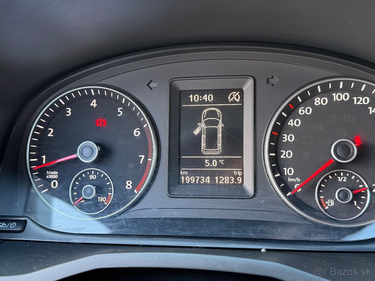 VW CADDY 1,4 TSI BEACH - 92 KW, TAŽNÉ, PARK. SENZORY - 16