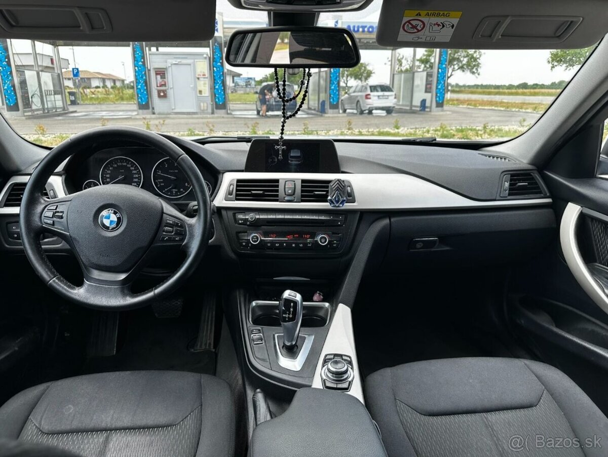 BMW 316d Touring - 16