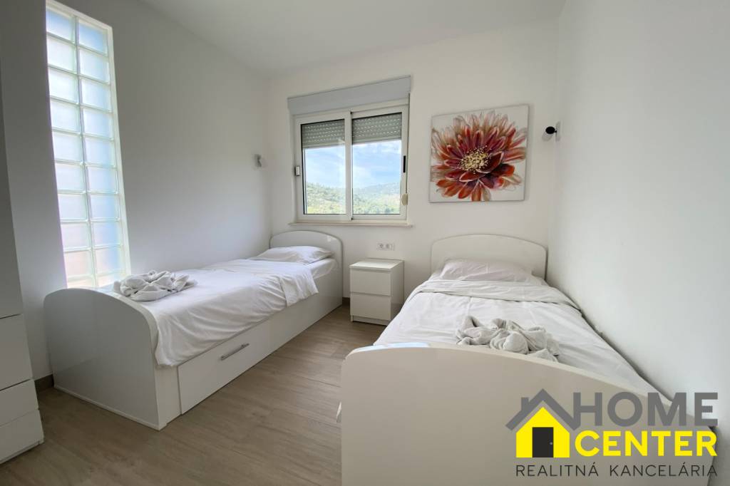 Apartmánová vila /500 m²/ pri mori, Dalmátsko, Marina - 16