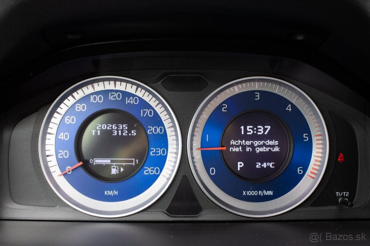 Volvo V70 2.0 D4 R-Design - 16