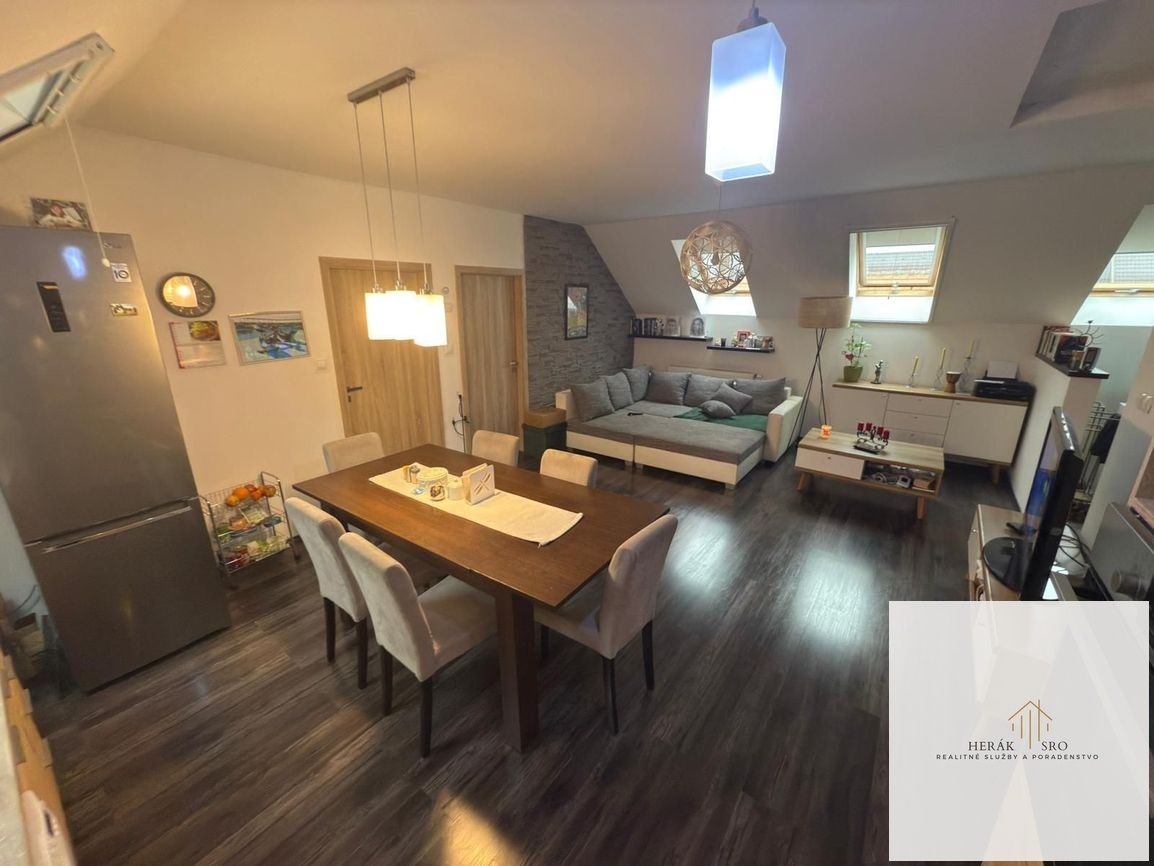 Investícia do bývania - 3 izbový podkrovný byt na predaj - 16