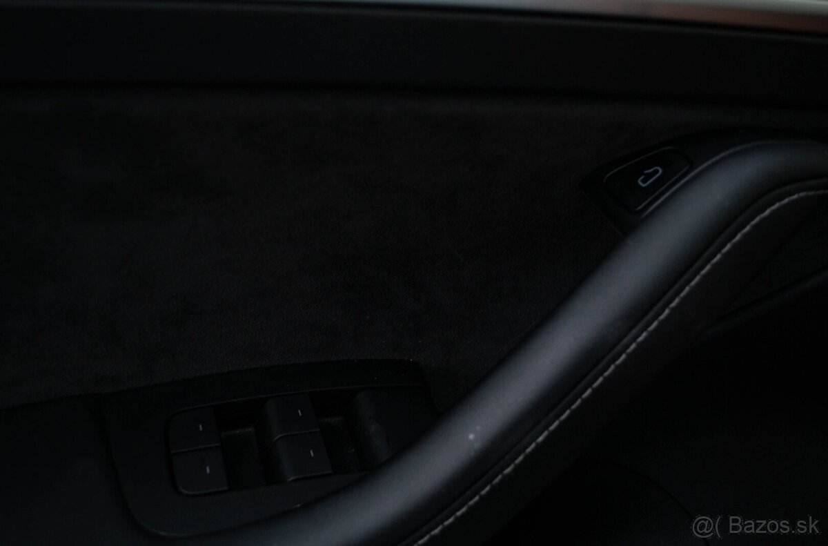 Tesla Model 3 Performance 82kWh AWD - 16