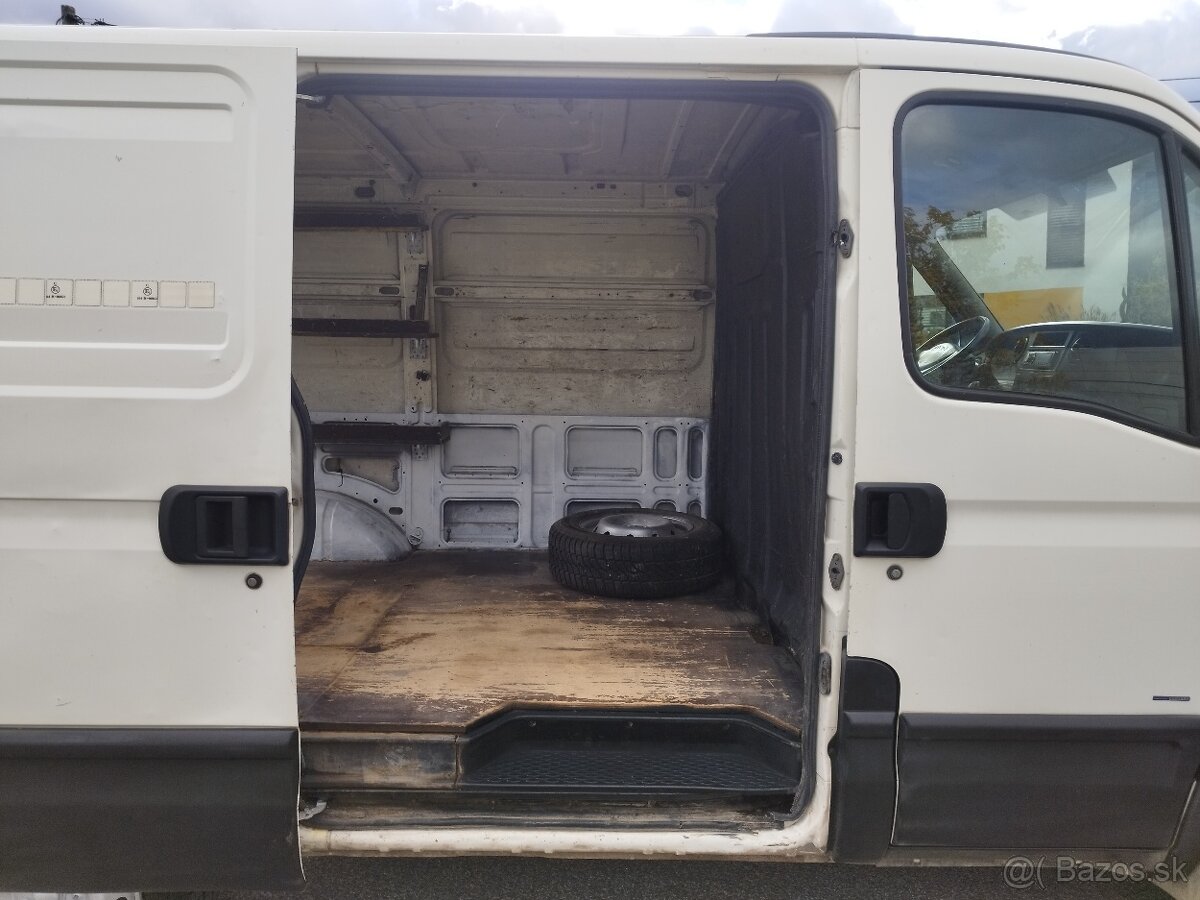 Iveco daily 2.3 hpi A/T - 16