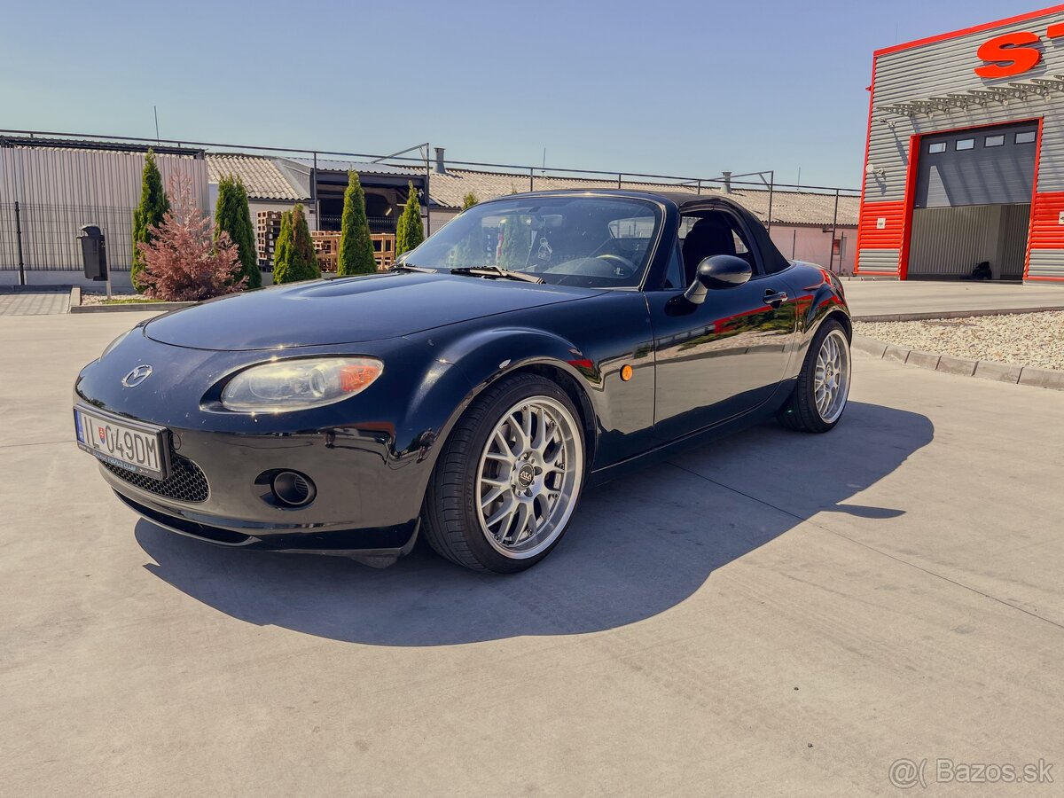 Mazda MX5 NC - 16