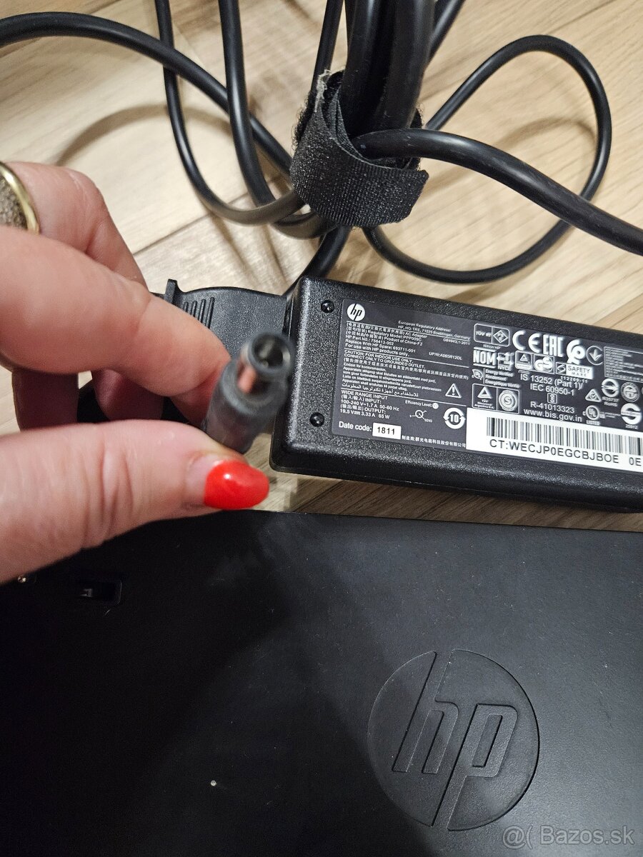 Nabíjačka na notebook - 16