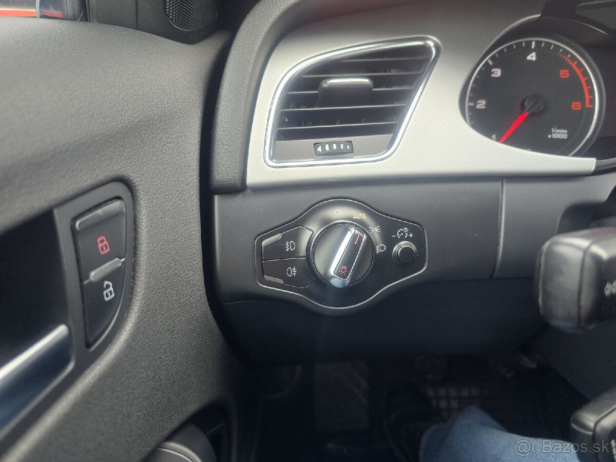 AUDI A4 B8 2.0 TDI 105kW, S-LINE✅ - 16