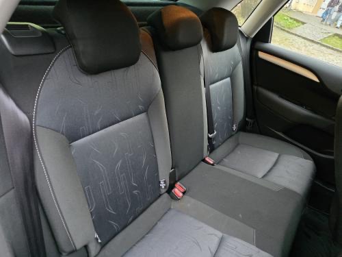 Citroën C4 1.6 HDi Seduction - 16