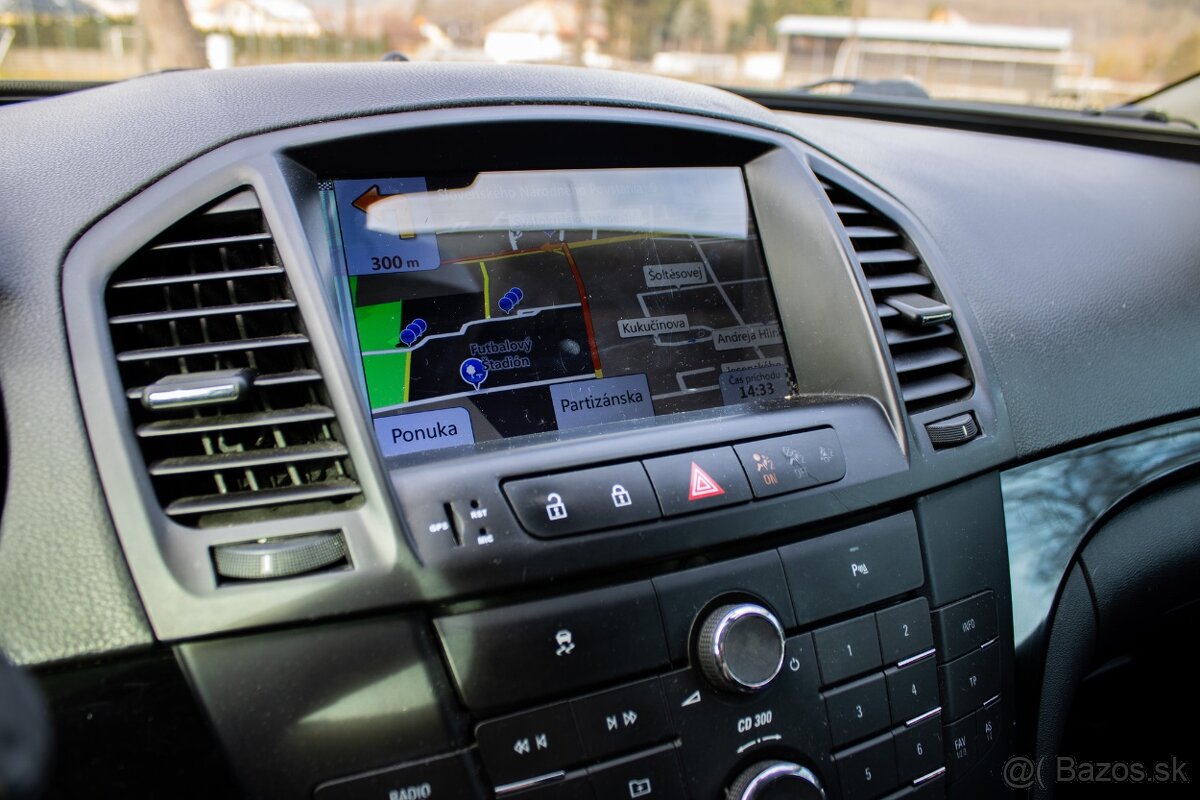 Opel Insignia ST 2.0 CDTI - 16