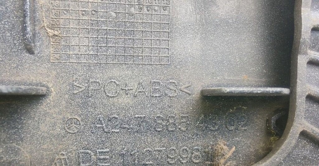 Mercedes B - class W247 2018 - zadny naraznik AMG - 16