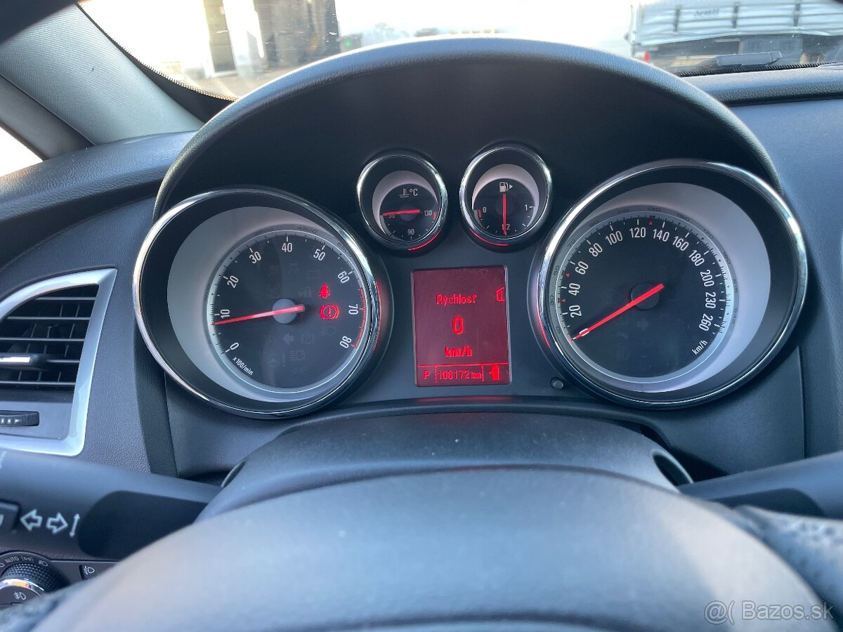 Opel Astra 1.4 turbo benzín GTC AUTOMAT - 16