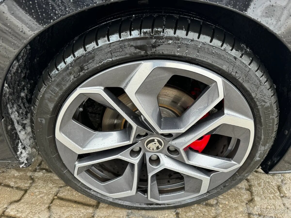 Skoda Octavia 2.0TD RS Plus 4x4 - 16