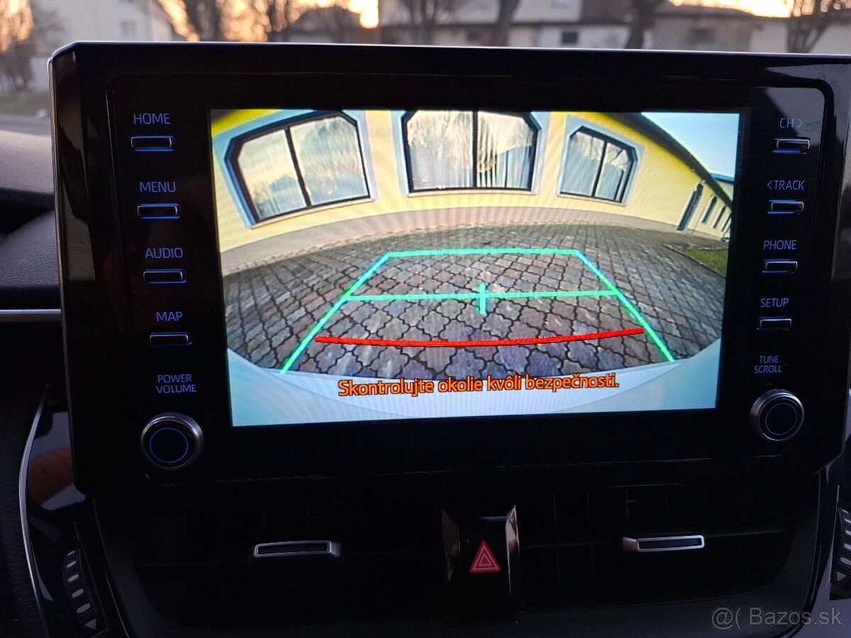 Toyota Corolla 1.8 Sport Hybrid - 16