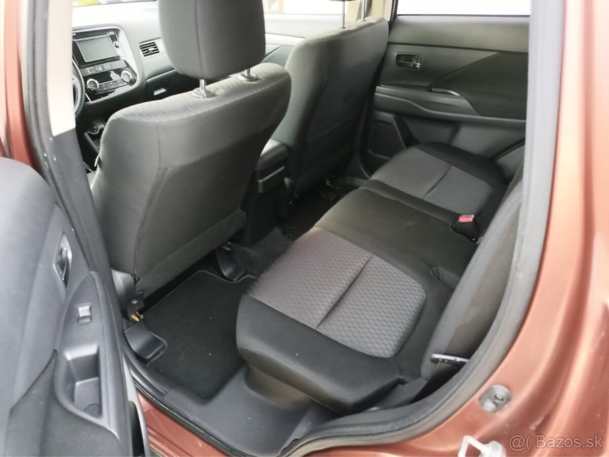 MITSUBISHI OUTLANDER - NA PREDAJ - 16