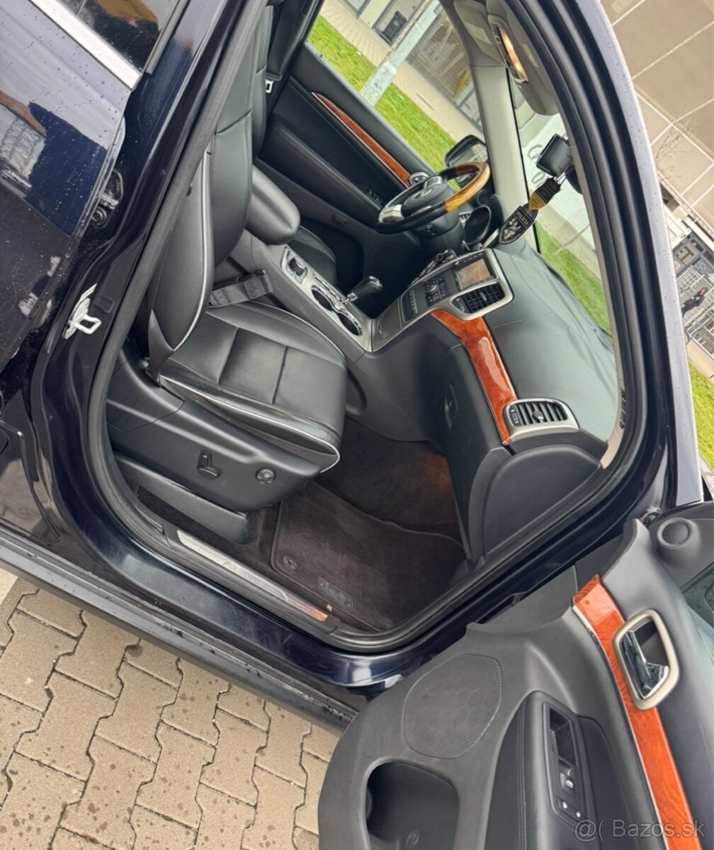 Jeep Grand Cherokee 5.7 HEMI - 16