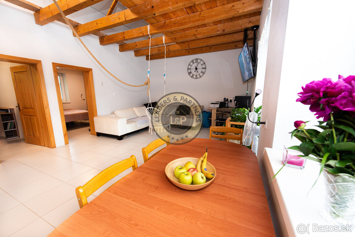 Exkluzívne na predaj rodinný dom v Trnave na Peknom Poli - 16