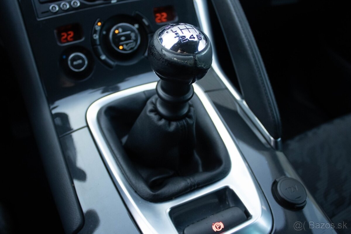 PEUGEOT 3008 1.6e THP 110kW 2009 - 16