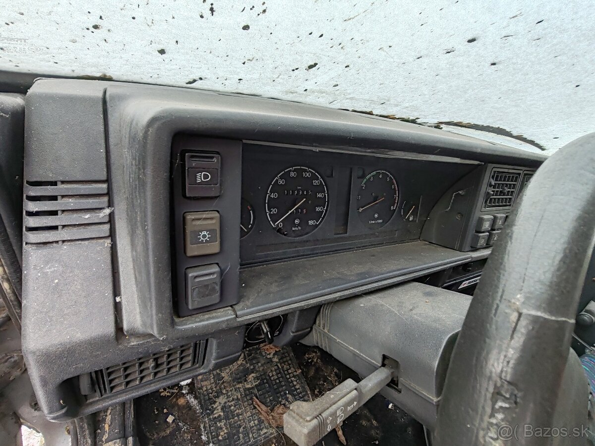 Skoda favorit silverline rozpredam - 16