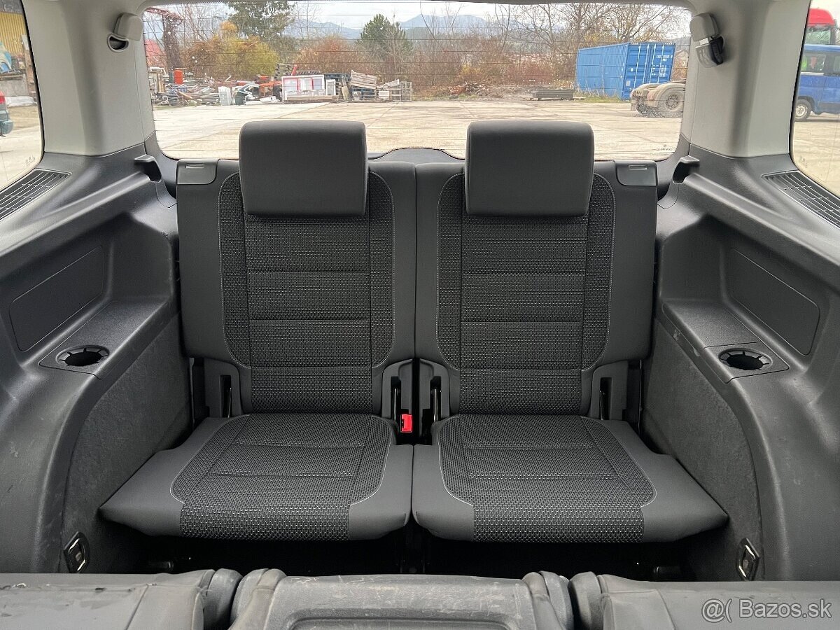 PREDAM VOLKSWAGEN TOURAN 2.0TDi 103kW 7 MIEST dovoz DE - 16