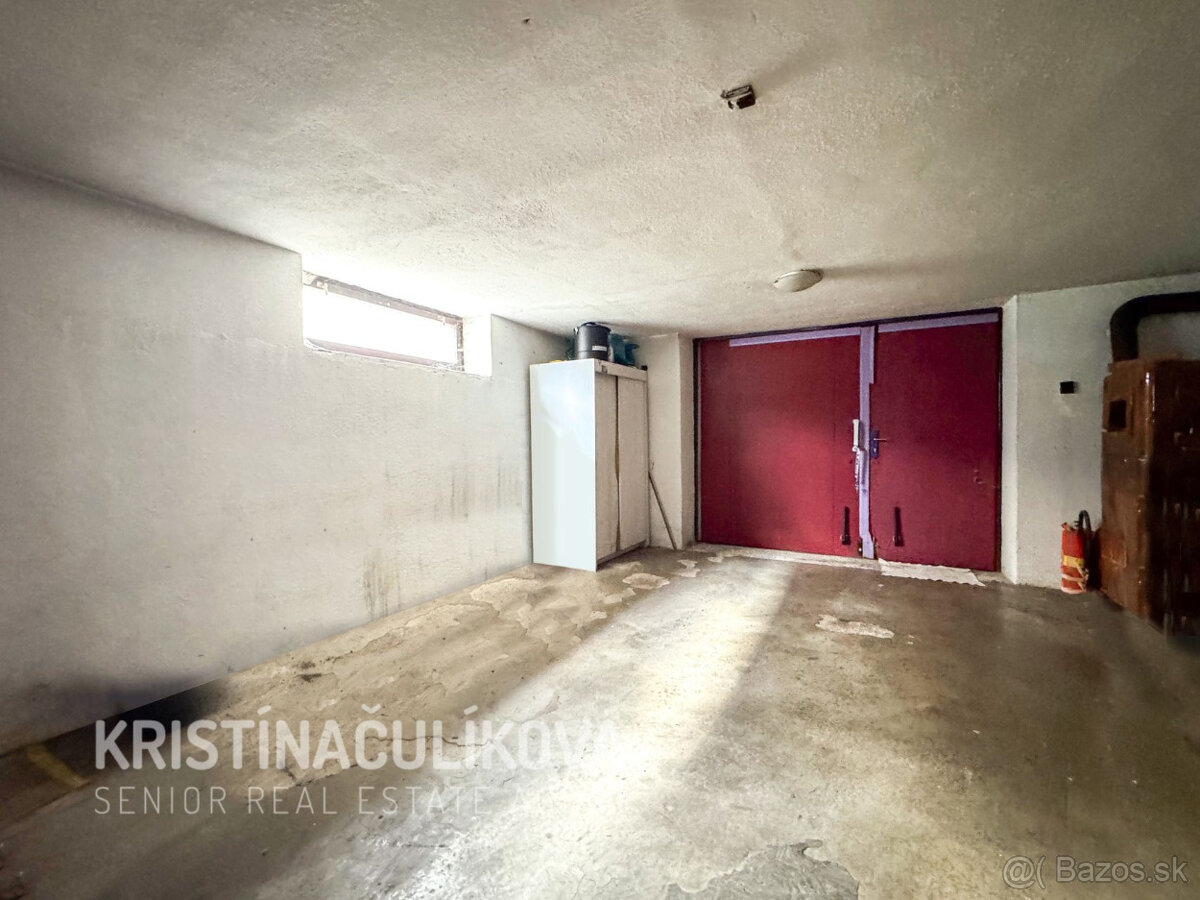 RODINNÝ DOM S GARÁŽOU, VERNÁR - 16