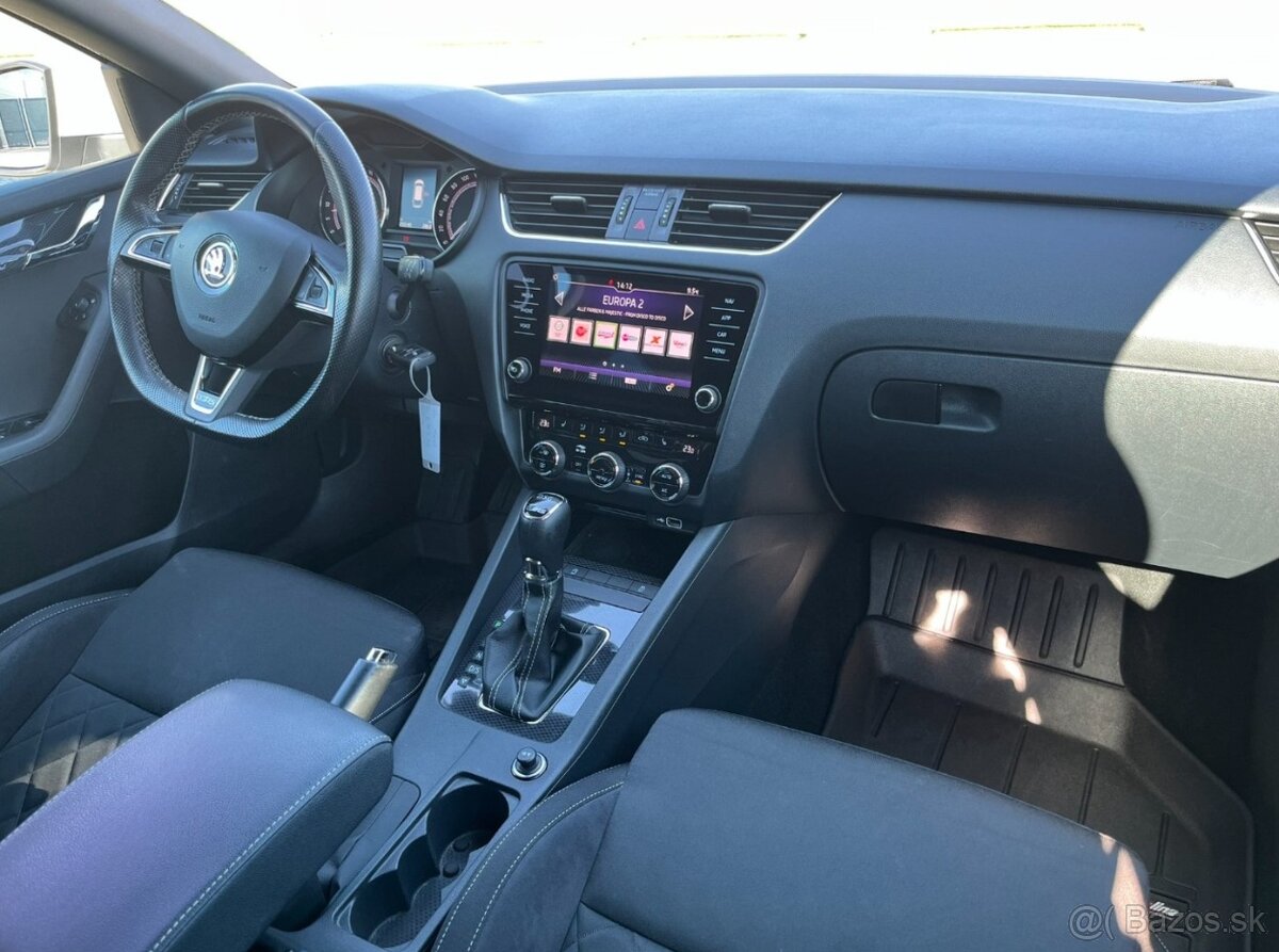 Škoda Octavia Combi 2.0 TDI RS DSG - 16